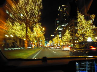 子どもを変えようとしないのに、なぜ、関係と行動が自然に変わるの？